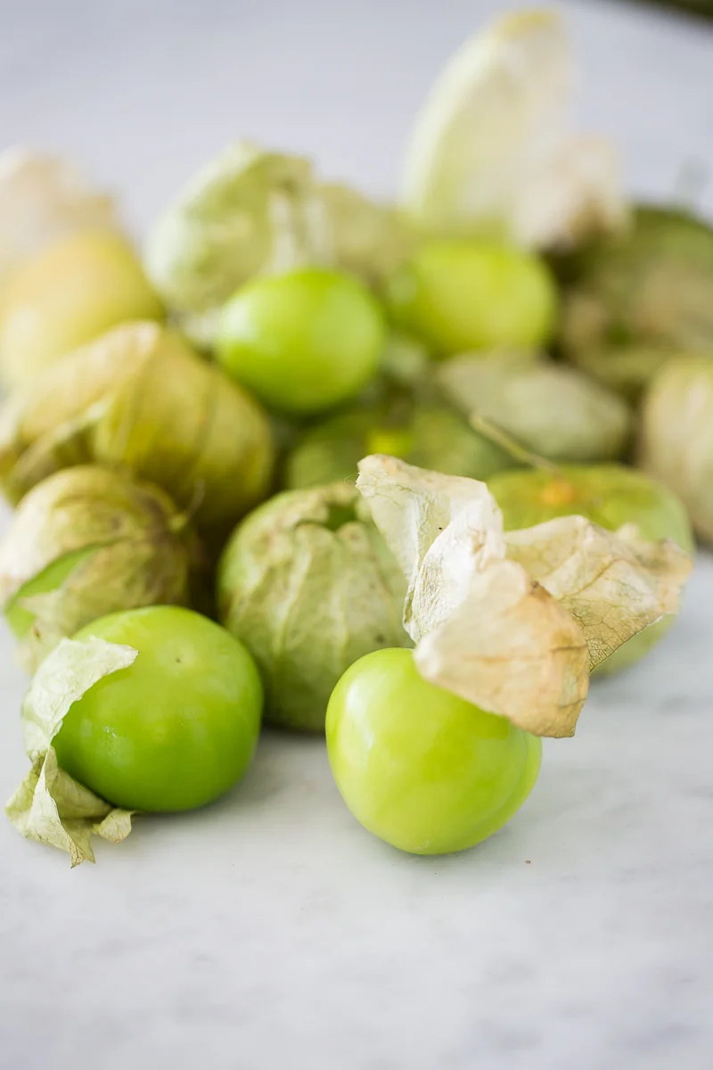 Salsa verde mexicana de dos maneras, cruda y cocida | Piloncillo&Vainilla