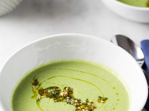 Sopa de brócoli con cashews