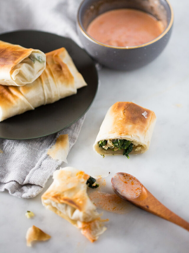 SPANAKOPITA, ROLLOS DE FILO Y ESPINACAS