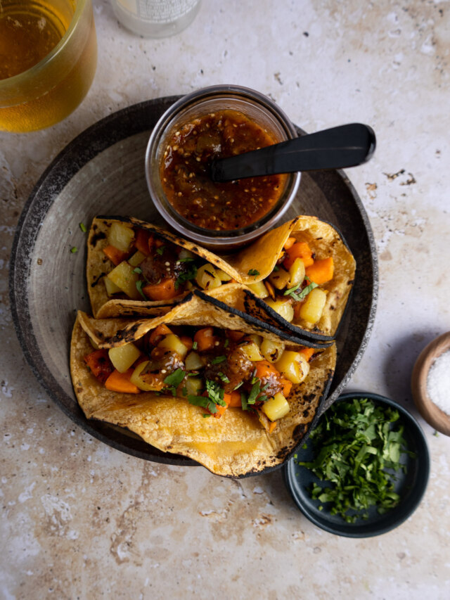 TACOS DE PAPA Y CAMOTE